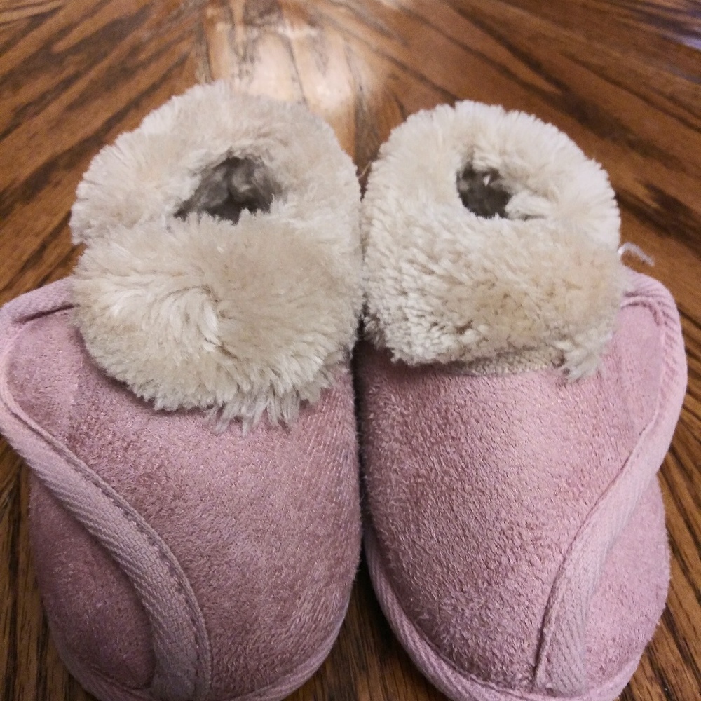 Justin fur-lined suede moccasins sz S 2-3